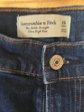 Abercrombie & Fitch ANKLE STRAIGH ULTRA HIGH RISE Jeans